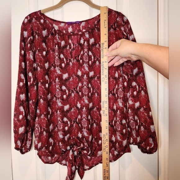 NWOT West Kei Tie Front Top Red, Gray & Black Size XS - Picture 7 of 12